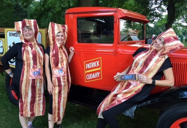 Photo Race for the Bacon