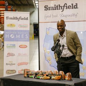 Reggie Wayne Joins Smithfield for Indianapolis Stop on Nationwide Helping Hungry Homes Tour