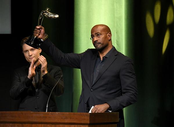 Van Jones accepting the Lumiere Award for Social Justice  for The Messy Truth VR Experience on January 30th, 2019, with director Elijah Allan-Blitz. 