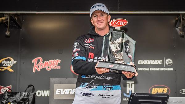 Bryan Schmitt of Deale, Maryland, won the FLW Tour at the Mississippi River presented by Evinrude Sunday with a four-day total of 20 bass weighing 61 pounds, 6 ounces. 