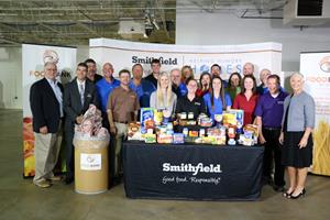 Smithfield Foods Helping Hungry Homes – Des Moines, IA