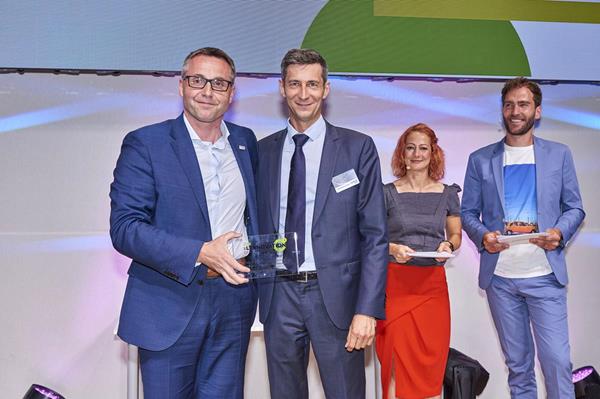 IVECO_BUS_wins_Public_Transport_Innovation_Award.jpg