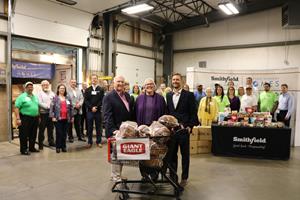 Smithfield Foods Helping Hungry Homes – Pittsburgh, PA
