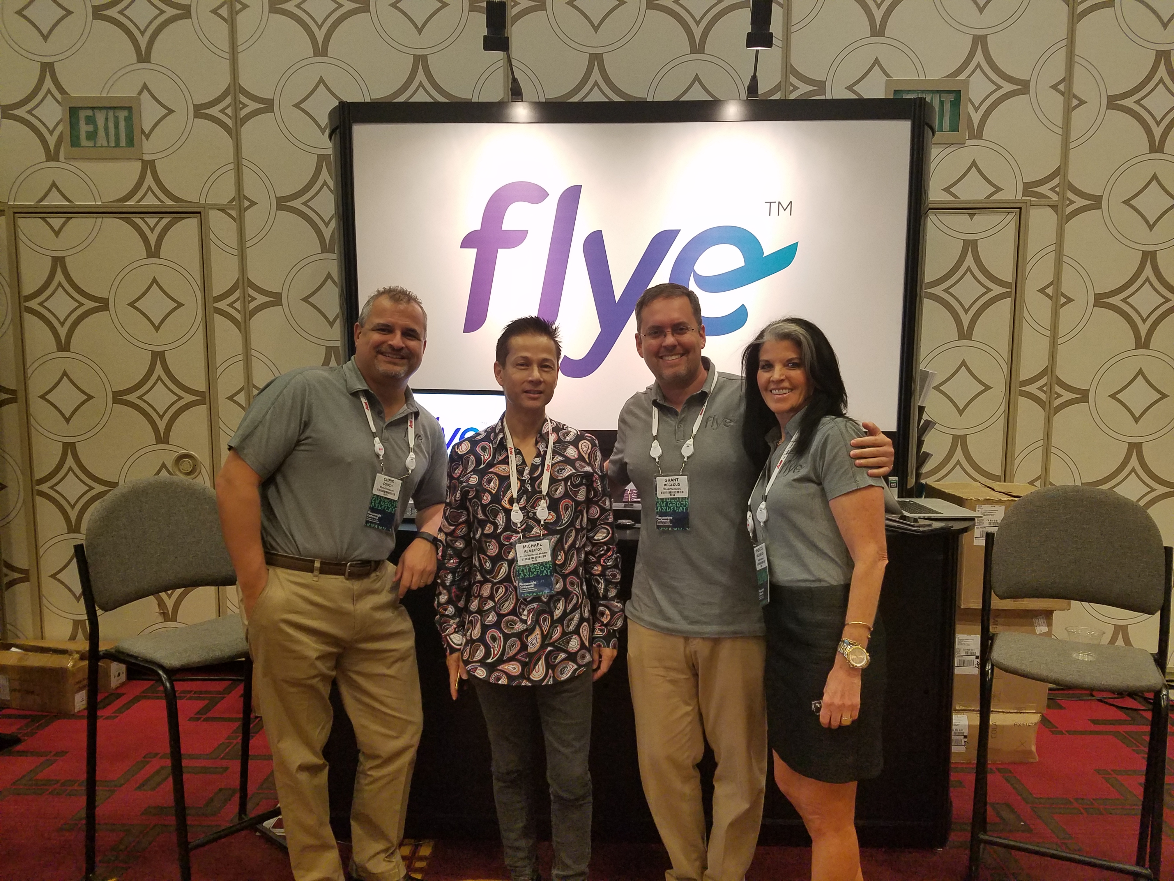 flye smart card booth at Phocuswright