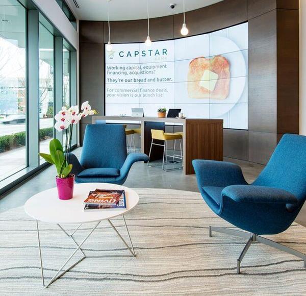CapStar Bank's 16- screen Media Wall 