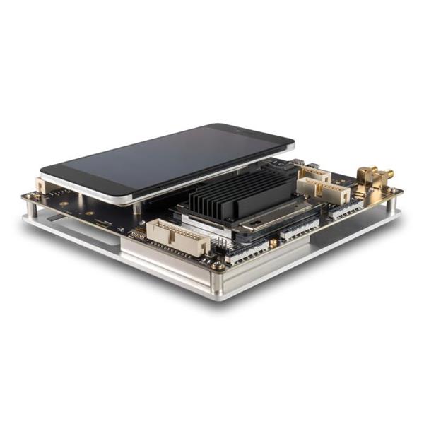 Side View of Intrinsyc Open-Q™ 660 HDK Development Kit based on the Qualcomm® Snapdragon™ 660 processor