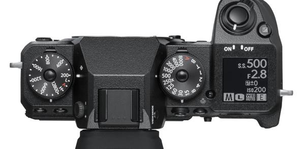 Fujifilm-X-H1-Camera-top