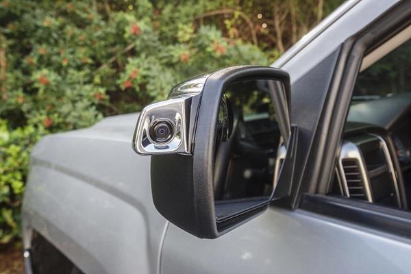 Blind spot integrated camera systems for GM vehicles