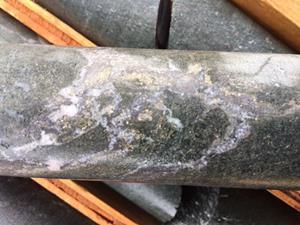 Mountain Boy Announces Drilling on the Montrose Zone Intersects Visible Gold in 3rd Hole Within a Wide Mineralized Intrusive Section