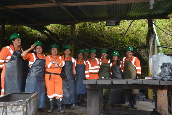 Women at Fura Gem’s training wash plant at the Coscuez Emerald Mine