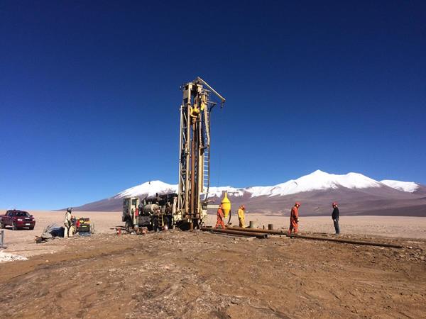 Picture 1: Drill rig at Laguna Verda