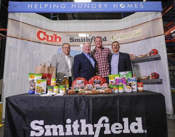 Minnesota football star Kyle Rudolph joined representatives from CUB, Smithfield, and Second Harvest Heartland food bank