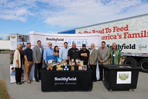 Smithfield Foods Helping Hungry Homes – Lowell, AR