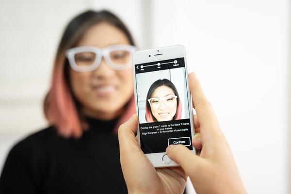EyeQue PDCheck combines special frames and a mobile application to capture pupillary distance instantly - as easy as taking a selfie!