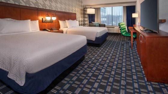 Crystal City Hotel Rooms