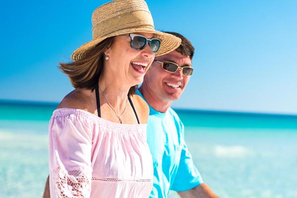It's easy to have fun when couples enjoy a Destin beach vacation with Newman-Dailey Resort Properties. 
