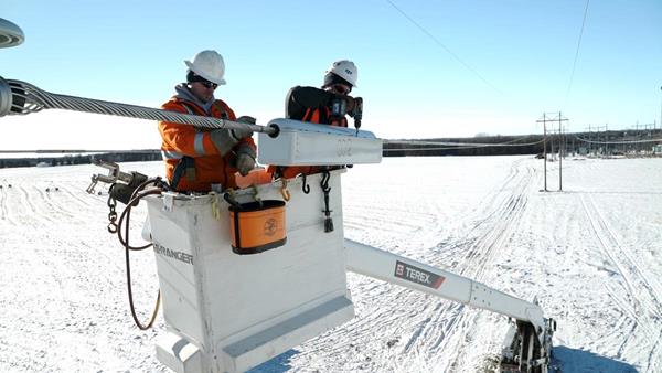 Minnesota Power installs Smart Wires Guardian™ Technology