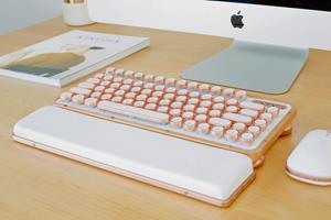 Retro Compact Keyboard 