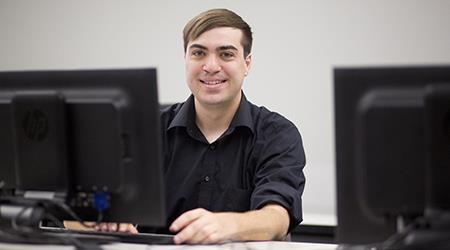College of DuPage student Matthew Krebs is spending 2018 at two national laboratories, gaining critical experience for a career in computers.
