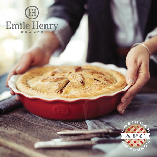 The Emile Henry Pie Dish is the official pie dish for the National Pie Championships. The American Pie Council Celebrates its 25th Anniversary in 2019 and is holding its national pie championship at the Renaissance Orlando at Sea World on April 12 - 13, 2019.  
