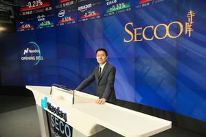 Richard Rixue Li, Chairman and Chief Executive Officer, Secoo Holding Limited, rings the Opening Bell at Nasdaq