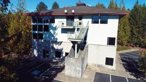 La Center - Former Lewis River Telephone Company Office Building to Sell at Auction
